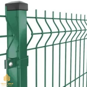 Garduri și împrejmuiri