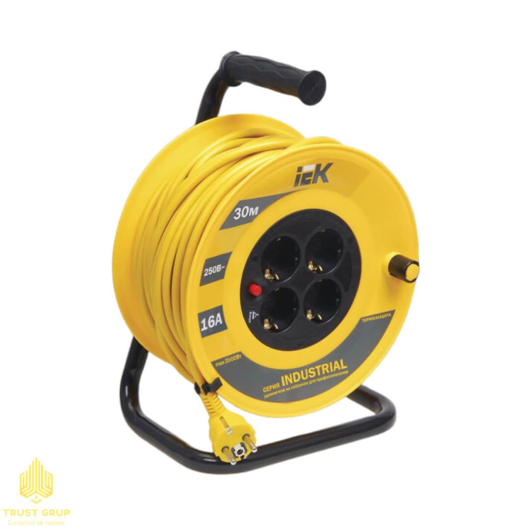 prd201289_1.jpg Prelungitor electric pe tambur UK-30, 4 locuri, 1.5 mm/30 m