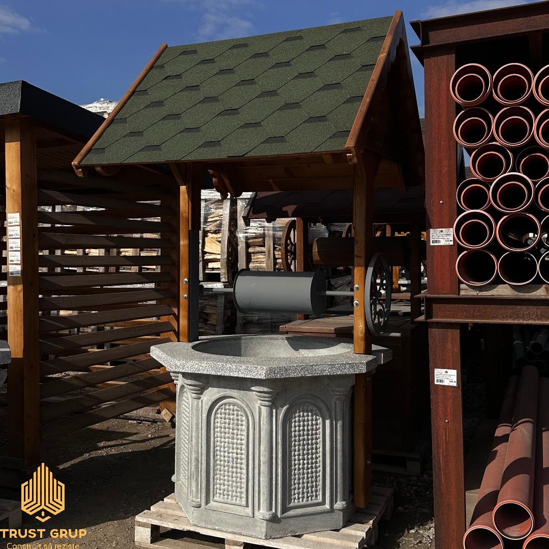 prd296332_1.jpg Fântână de beton cu acoperiș din lemn (decor)